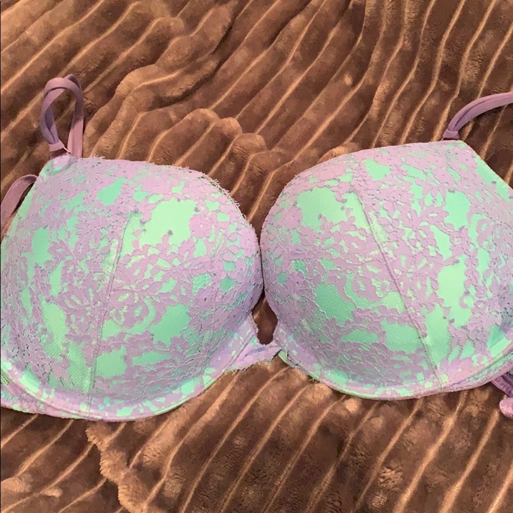 Victoria’s Secret bra